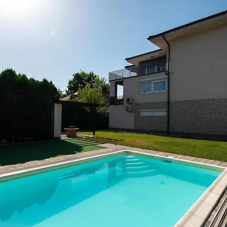 Oak Residents Apartman